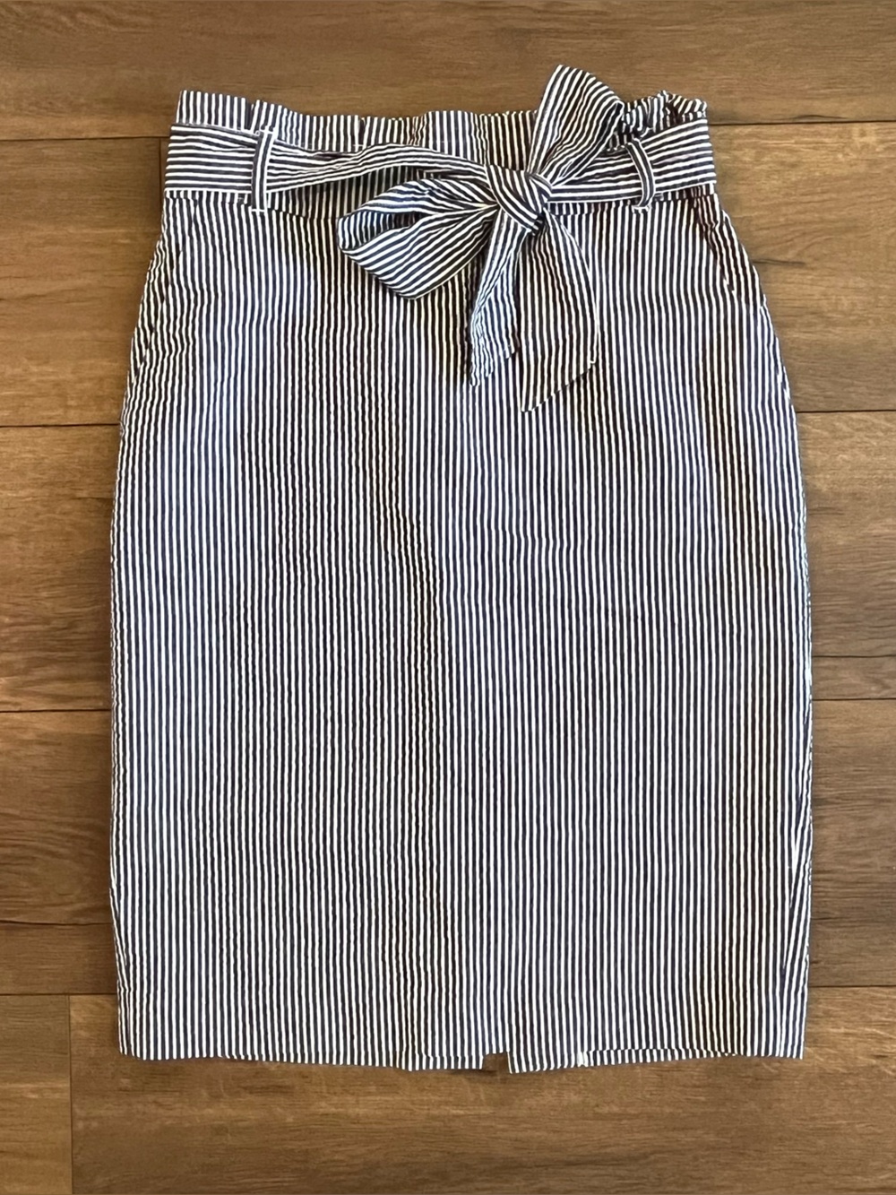 Ann Taylor Seersucker Pencil Skirt